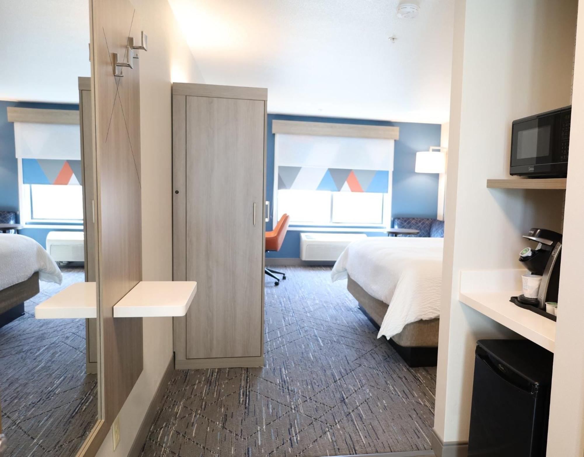 Holiday Inn Express Hotel & Suites Vancouver Mall-Portland Area By Ihg Exteriör bild