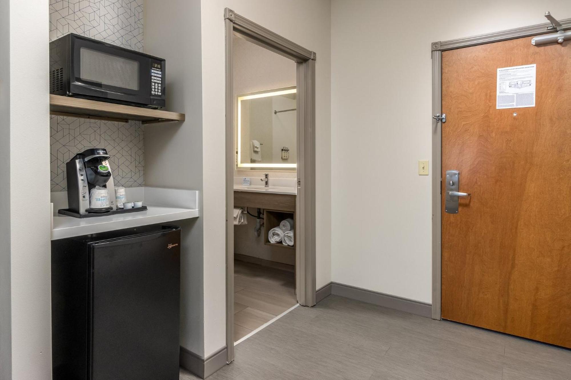 Holiday Inn Express Hotel & Suites Vancouver Mall-Portland Area By Ihg Exteriör bild